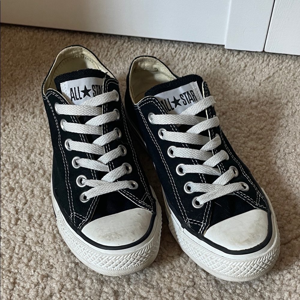 Women’s Converse All Star Black Sneakers Shoes Low Tops 6.5